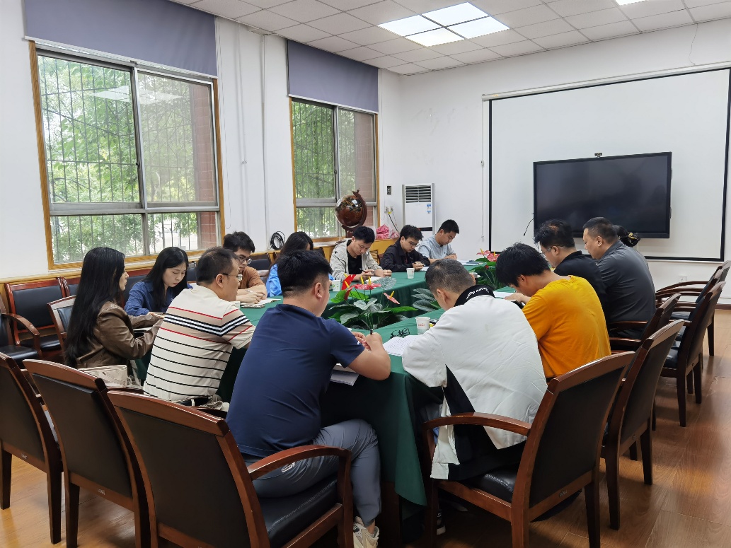 黄色网站
召开深入贯彻中央八项规定精神学习教育总结会